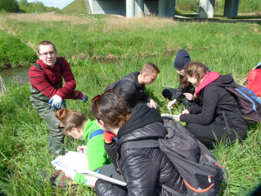 Stryków: Studenci UŁ już pracują nad zalewem