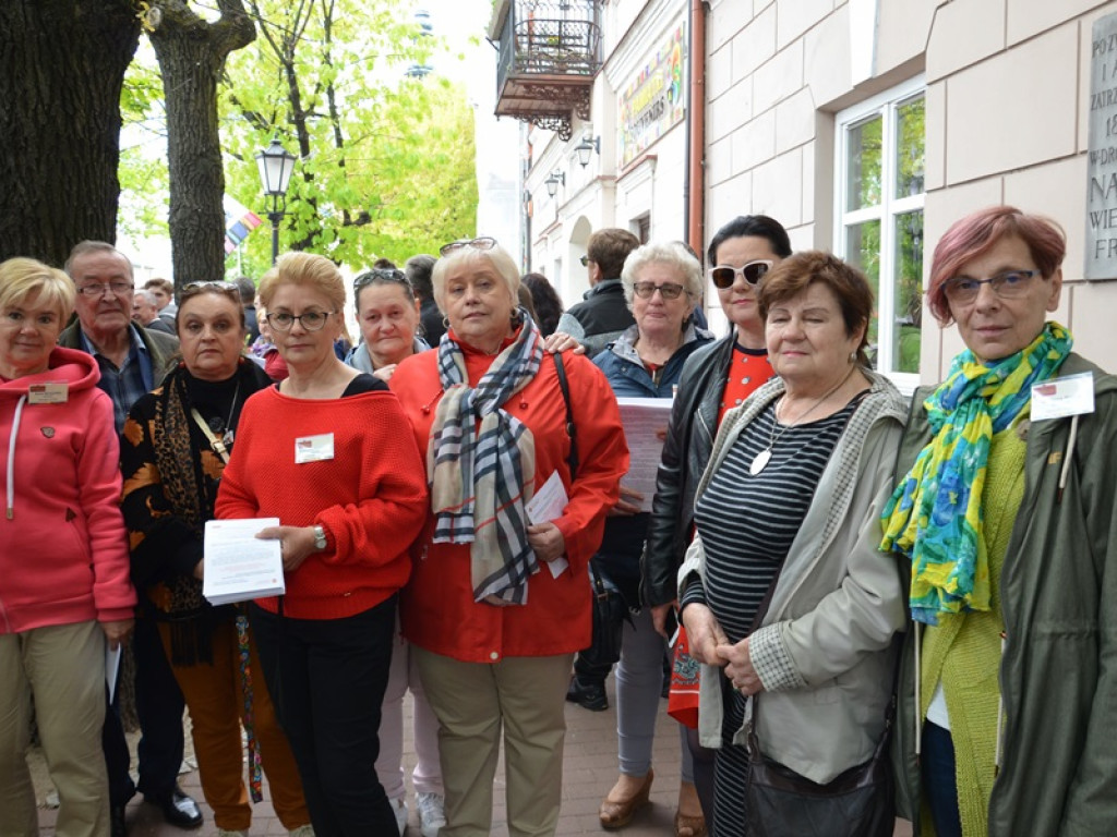 Na Starym Rynku trwa zbiórka krwi dla 28-letniego Juliusza
