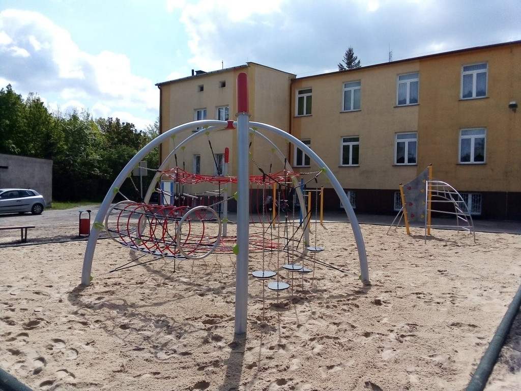 Głowno: Nowy plac zabaw już cieszy!