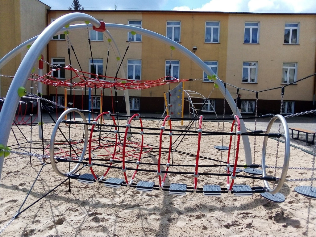 Głowno: Nowy plac zabaw już cieszy!