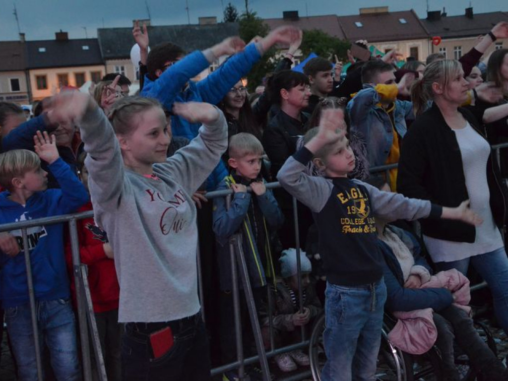 Loka i Cleo bawili łowiczan