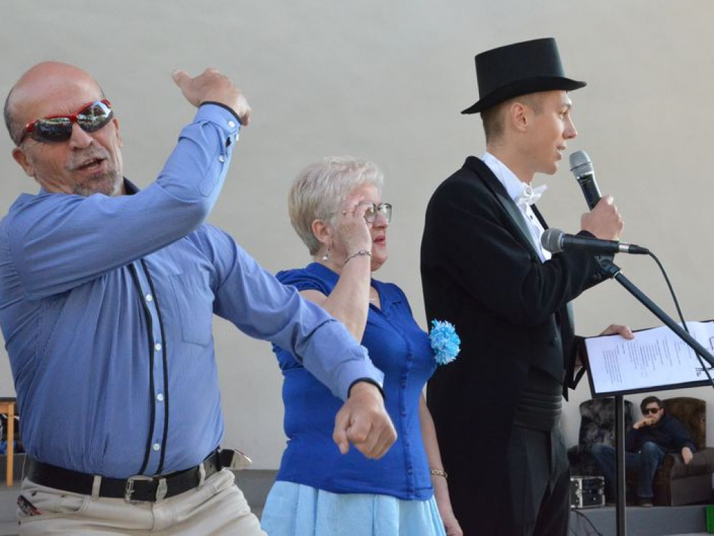 Seniorzy opanowali łowickie Błonia