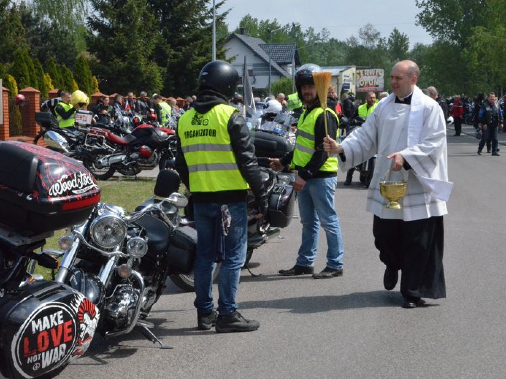 Msza, pokazy na Nowym Rynku i zabawa w Nieborowie