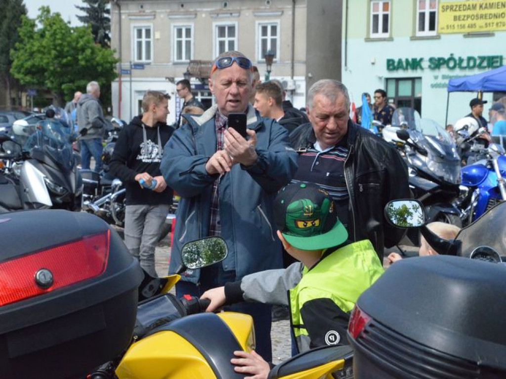 Msza, pokazy na Nowym Rynku i zabawa w Nieborowie