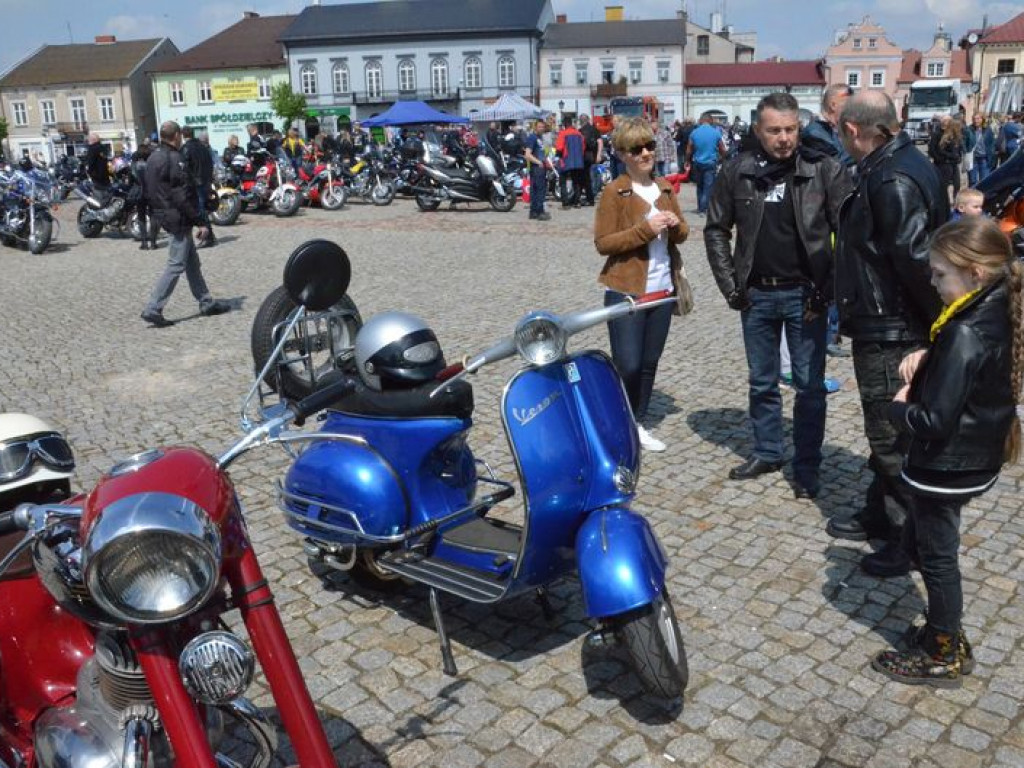 Msza, pokazy na Nowym Rynku i zabawa w Nieborowie