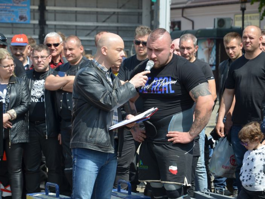 Msza, pokazy na Nowym Rynku i zabawa w Nieborowie