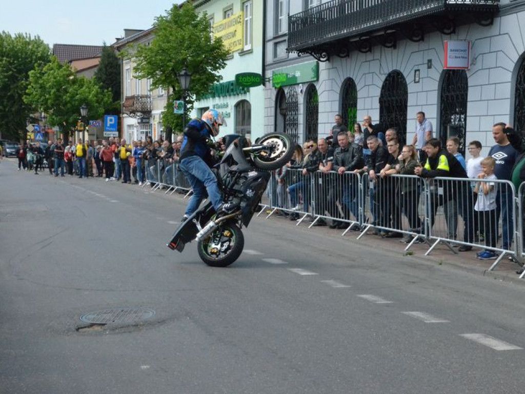 Msza, pokazy na Nowym Rynku i zabawa w Nieborowie