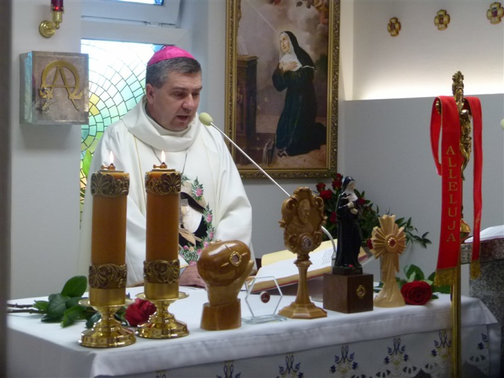 Wprowadzenie relikwii św. Rity do kaplicy szpitalnej