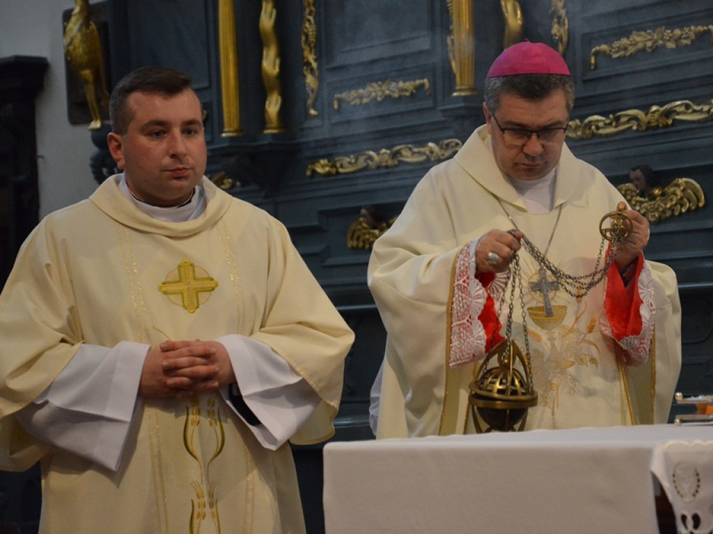 Biskup Wojciech Osial wyświęcił nowych diakonów