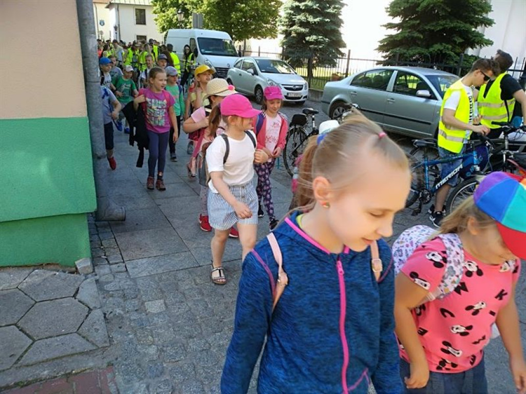 Rowerami do Maurzyc na Święto Szkoły
