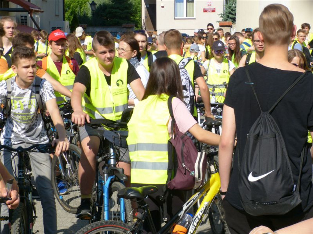 Rowerami do Maurzyc na Święto Szkoły