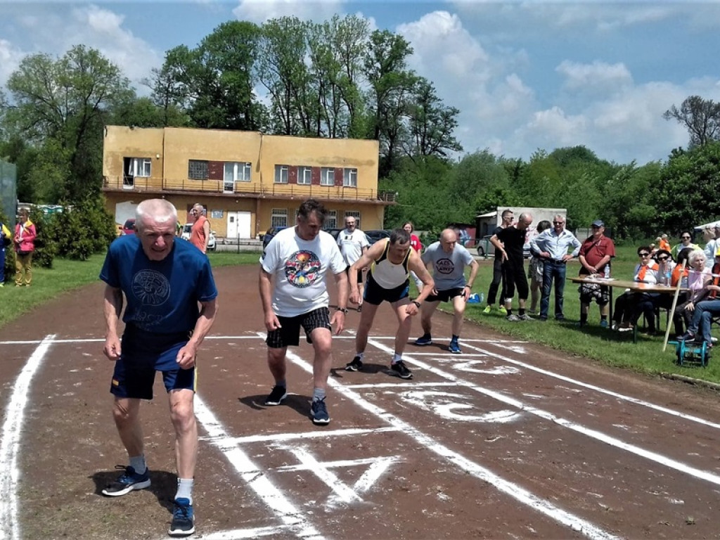 Seniorka z Łowicza z brązowym medalem za pchnięcie kulą
