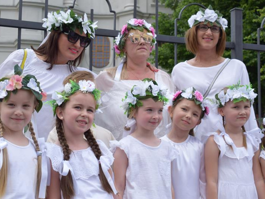 VI Marsz dla Życia i Rodziny oraz Piknik Rodzinny w Łowiczu (foto i video)