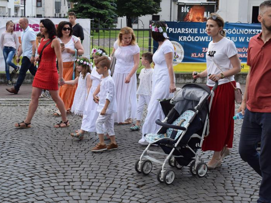 VI Marsz dla Życia i Rodziny oraz Piknik Rodzinny w Łowiczu (foto i video)