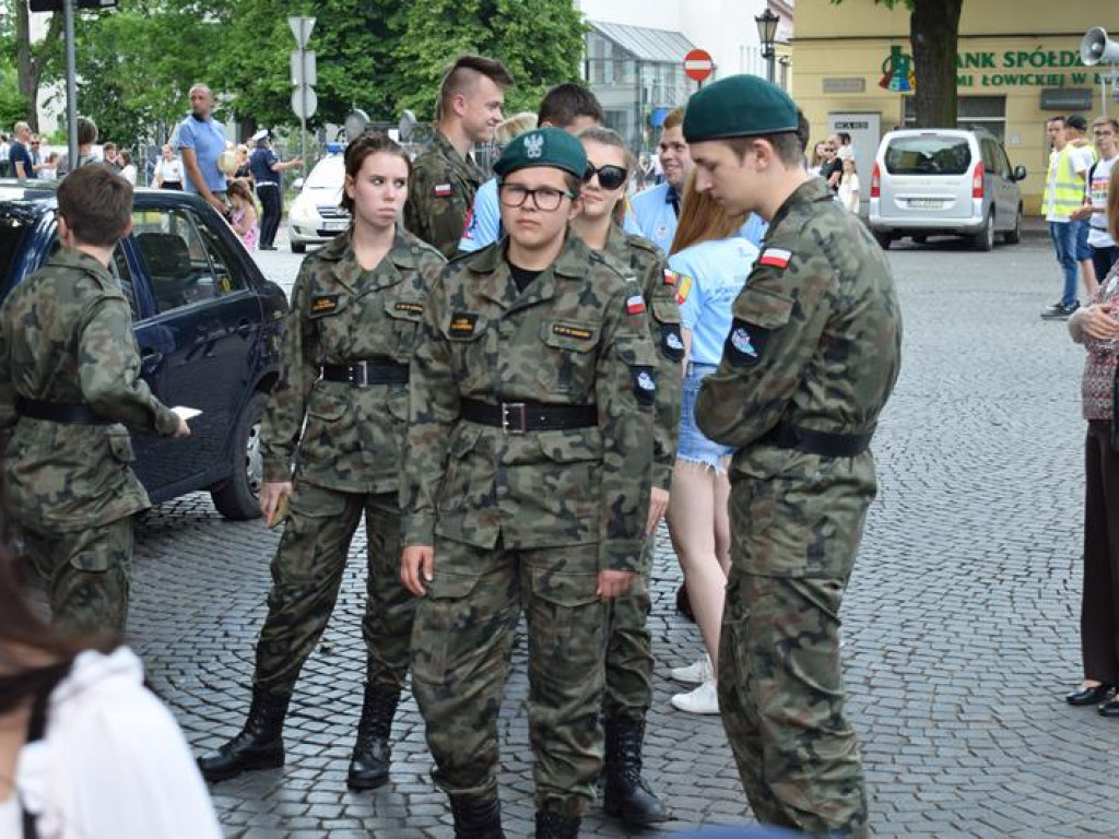VI Marsz dla Życia i Rodziny oraz Piknik Rodzinny w Łowiczu (foto i video)