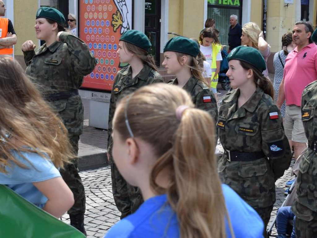 VI Marsz dla Życia i Rodziny oraz Piknik Rodzinny w Łowiczu (foto i video)