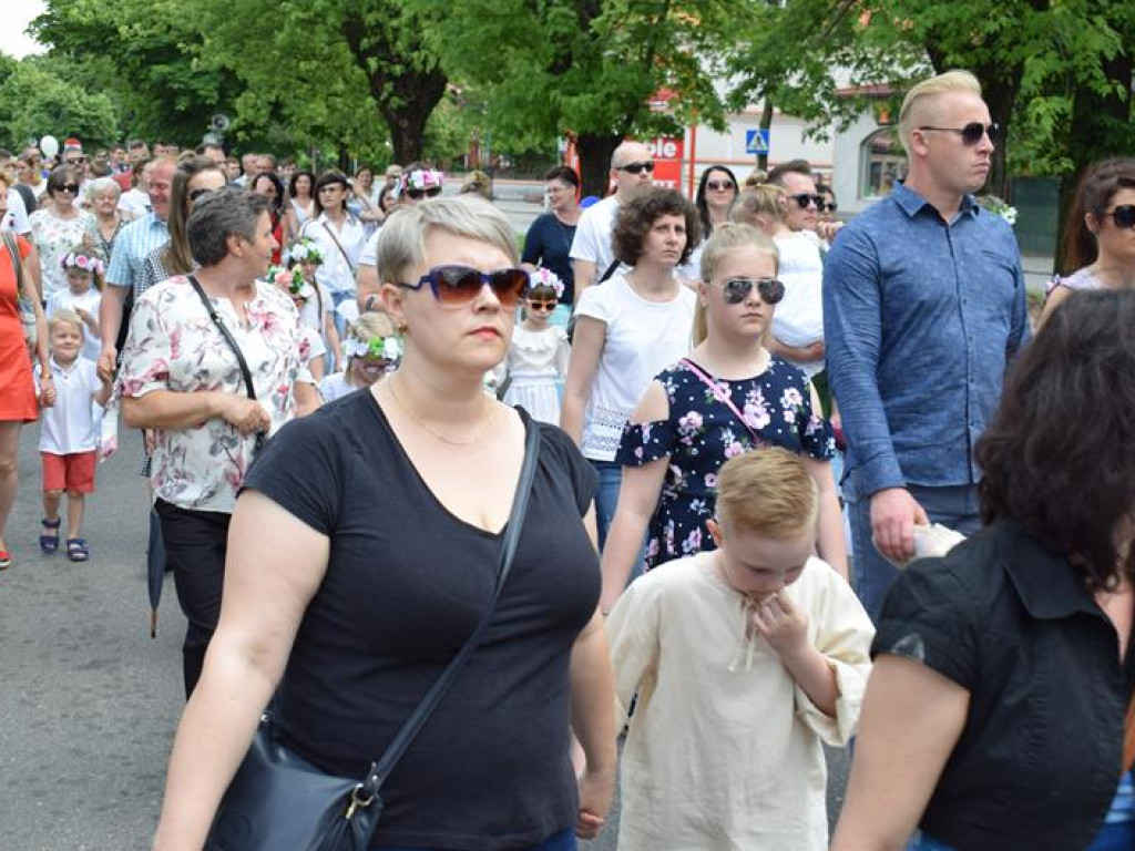 VI Marsz dla Życia i Rodziny oraz Piknik Rodzinny w Łowiczu (foto i video)