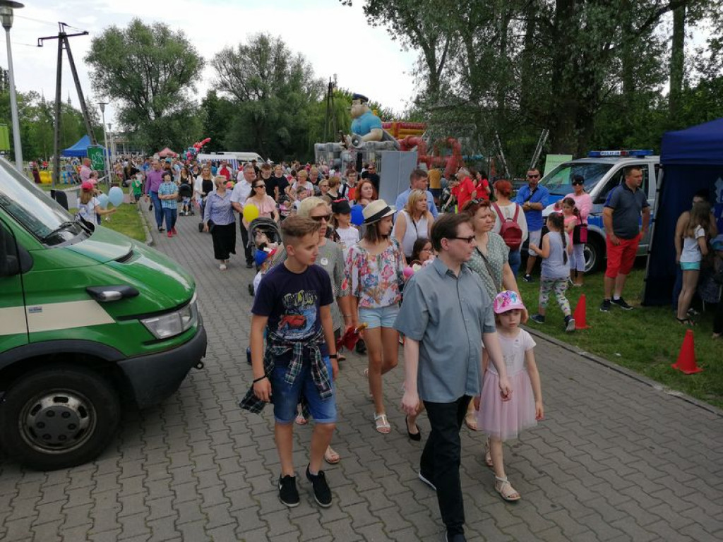 VI Marsz dla Życia i Rodziny oraz Piknik Rodzinny w Łowiczu (foto i video)