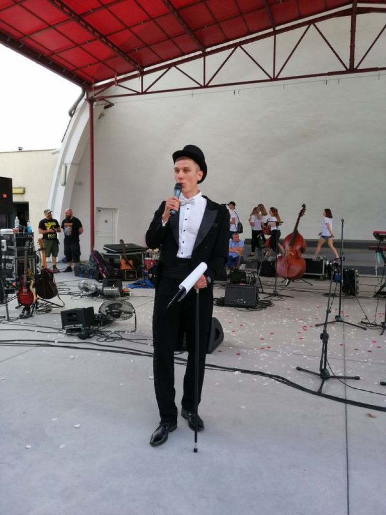 VI Marsz dla Życia i Rodziny oraz Piknik Rodzinny w Łowiczu (foto i video)