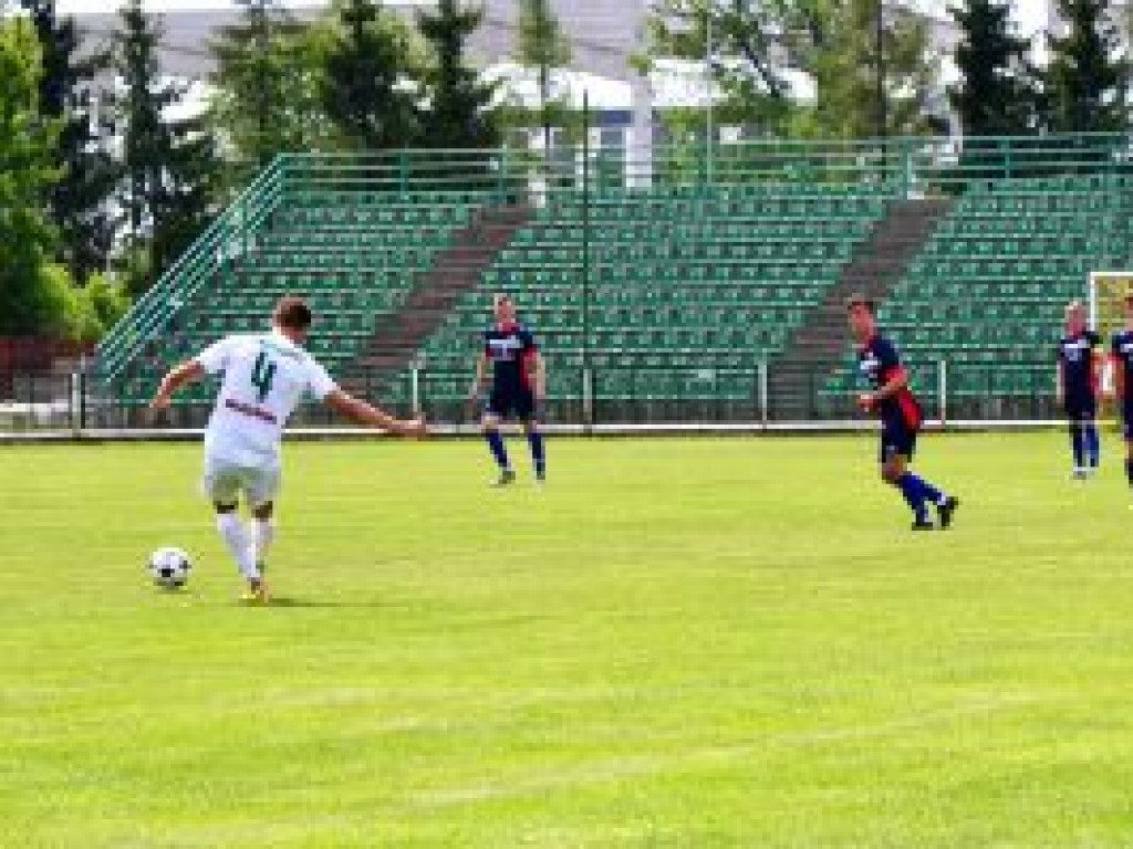 Pelikan wygrał z Sokołem