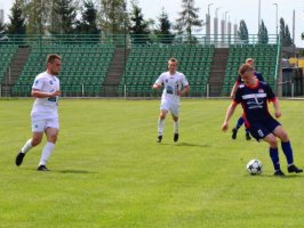 Pelikan wygrał z Sokołem