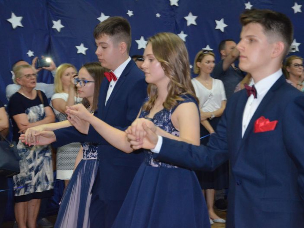 Bal ósmych klas z SP1