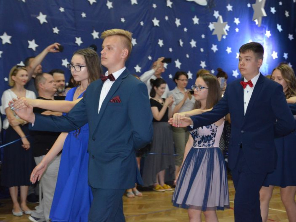 Bal ósmych klas z SP1