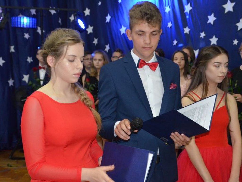 Bal ósmych klas z SP1