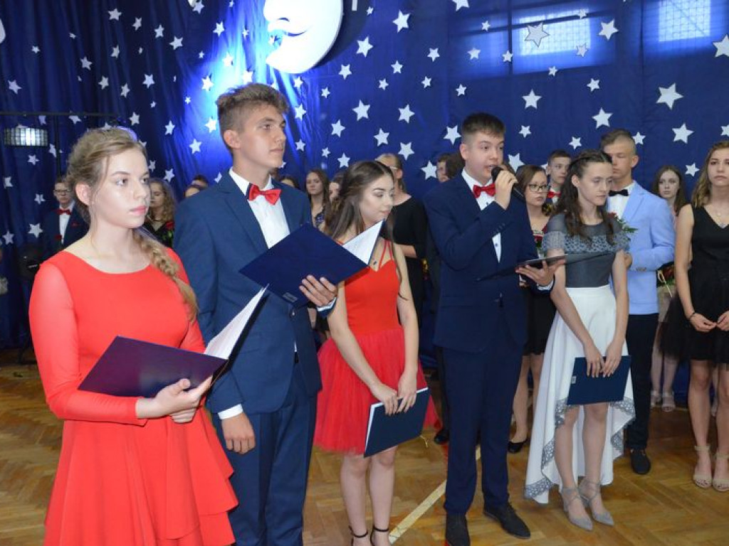 Bal ósmych klas z SP1