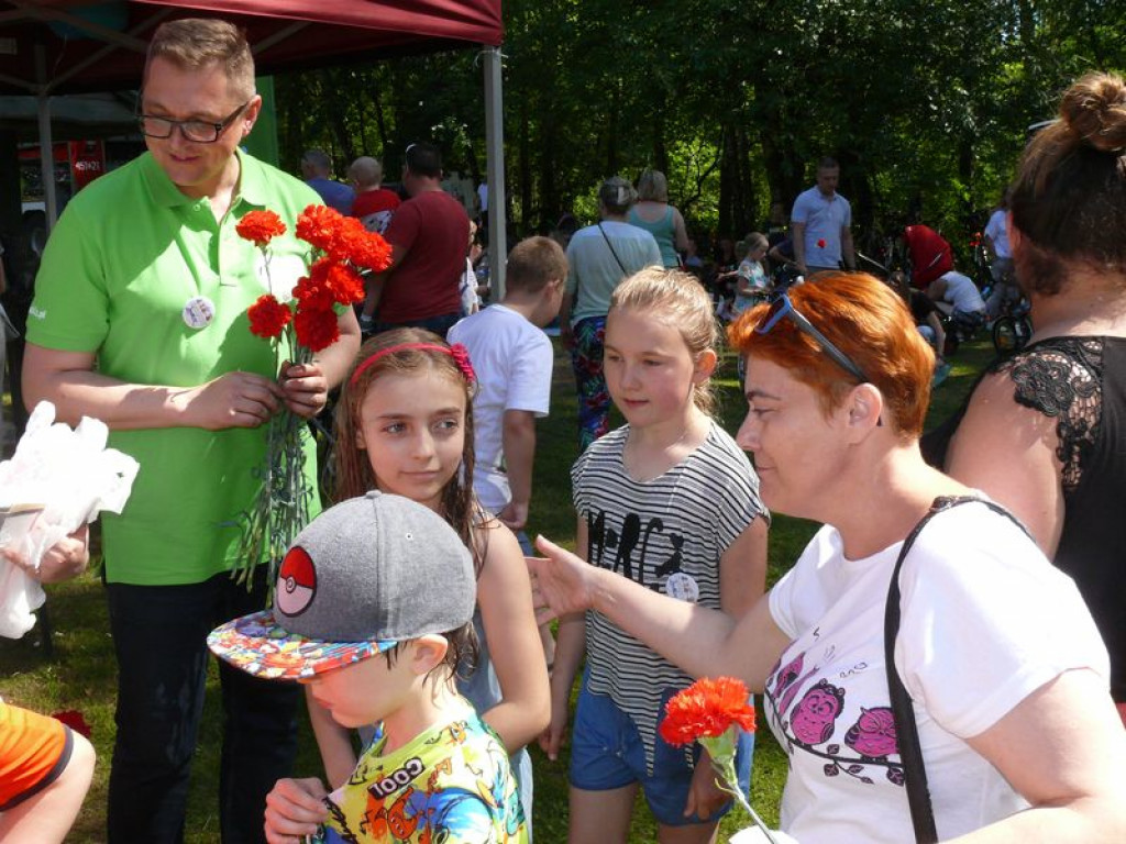 Rodziny bawiły się na pikniku w Lasku Miejskim