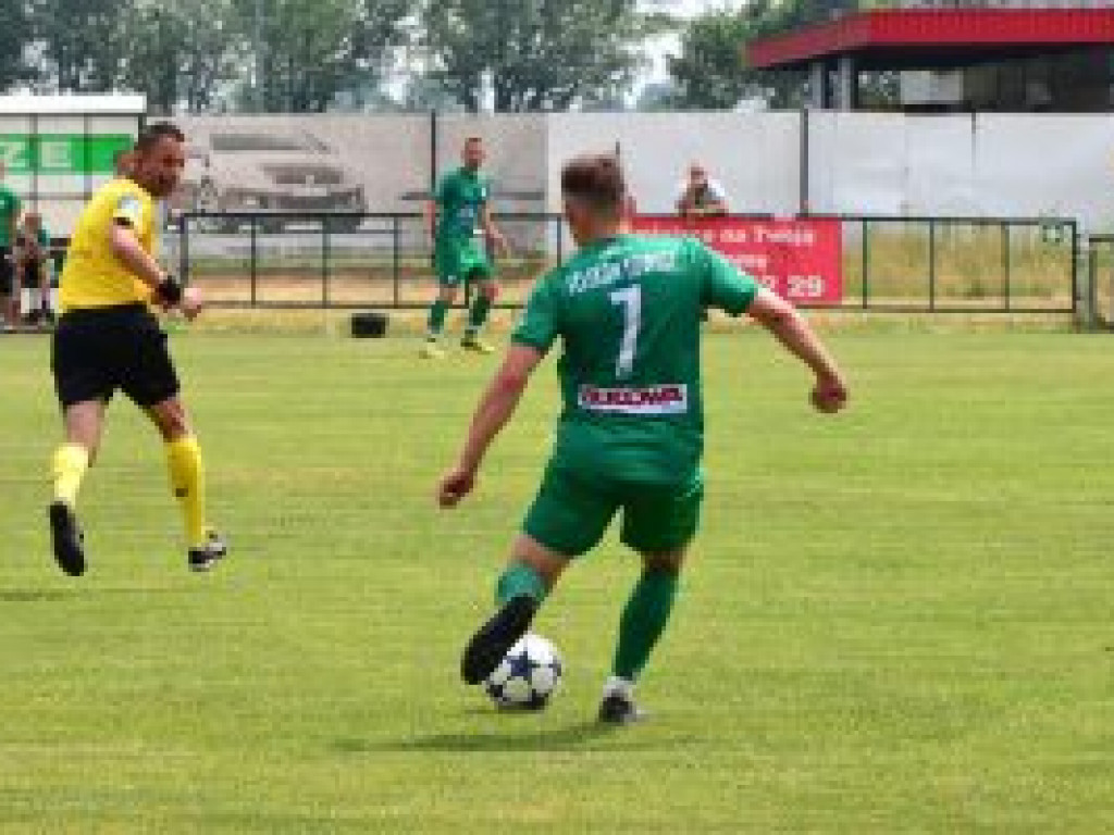 Trzecie z rzędu zwycięstwo Pelikana