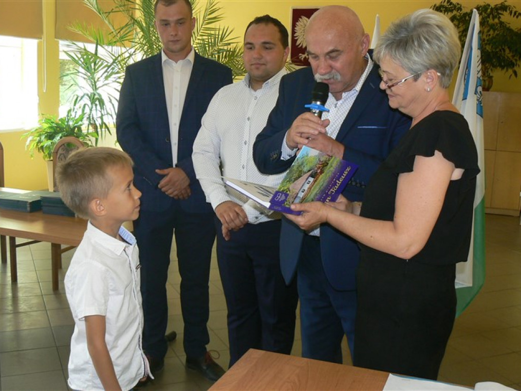Gmina Głowno: nagrody za sukcesy w nauce, sztuce i sporcie