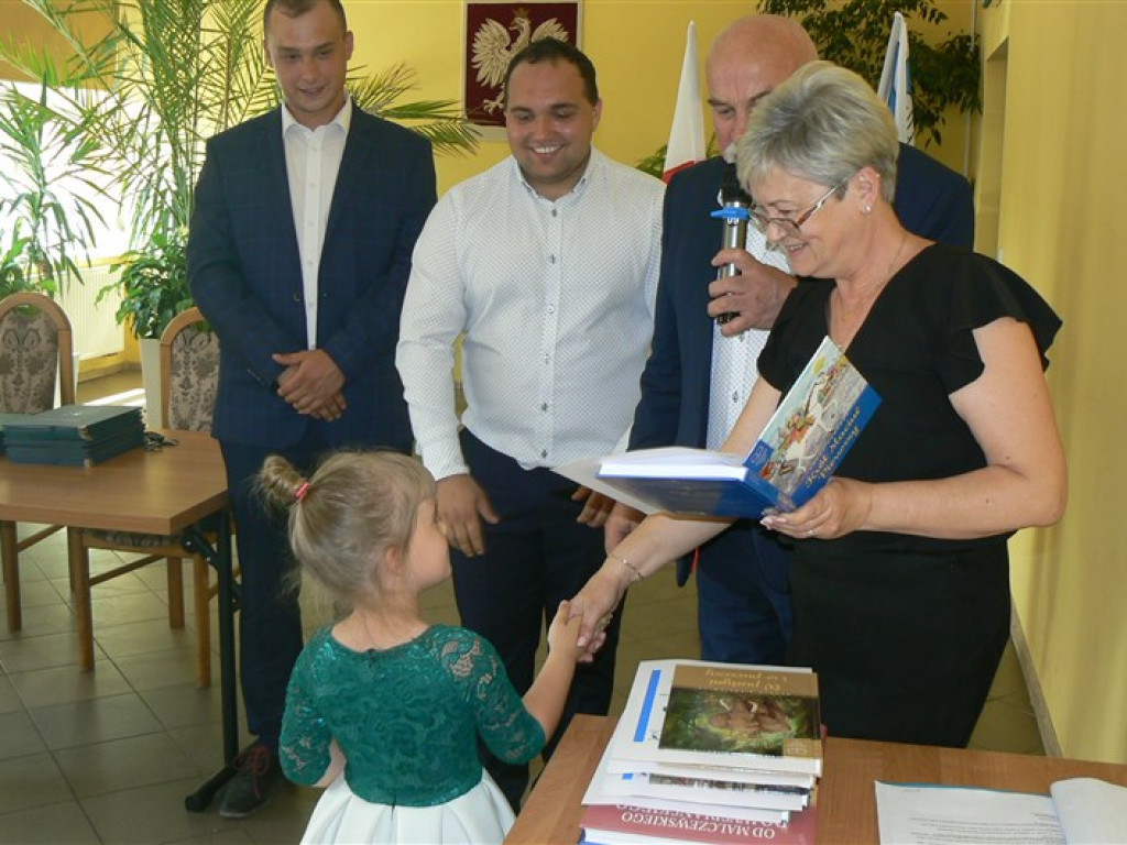 Gmina Głowno: nagrody za sukcesy w nauce, sztuce i sporcie