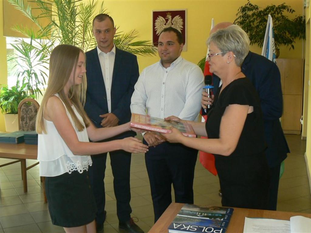 Gmina Głowno: nagrody za sukcesy w nauce, sztuce i sporcie