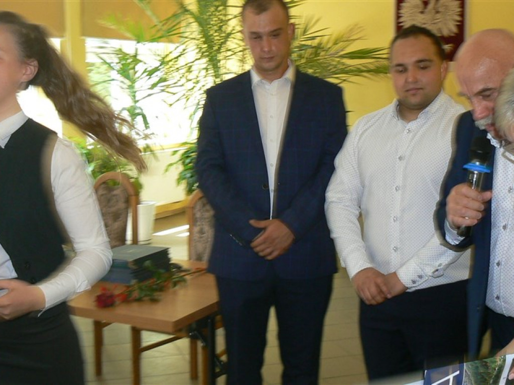 Gmina Głowno: nagrody za sukcesy w nauce, sztuce i sporcie