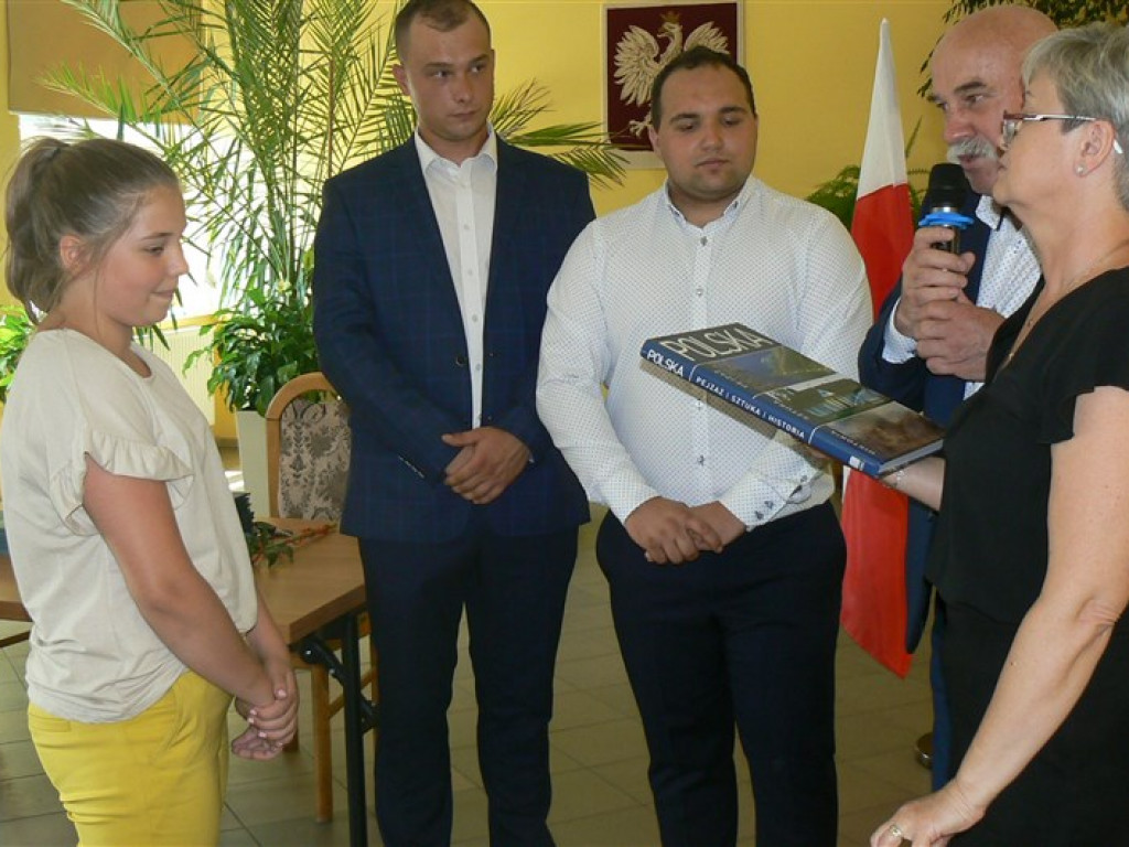 Gmina Głowno: nagrody za sukcesy w nauce, sztuce i sporcie
