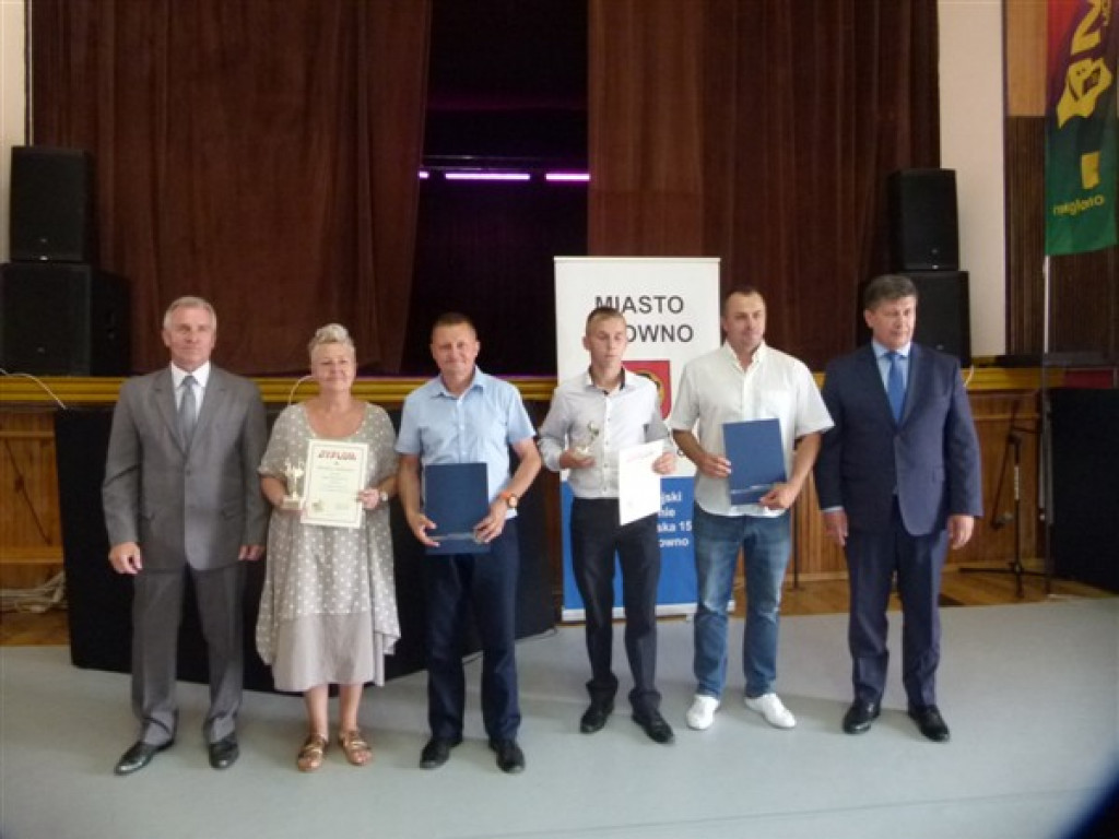 Tacy uczniowie są wzorem dla innych