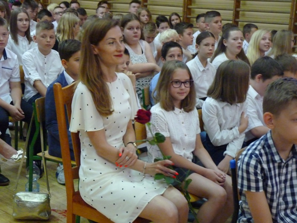 Wreszcie wakacje! Zakończenia roku w łowickich szkołach