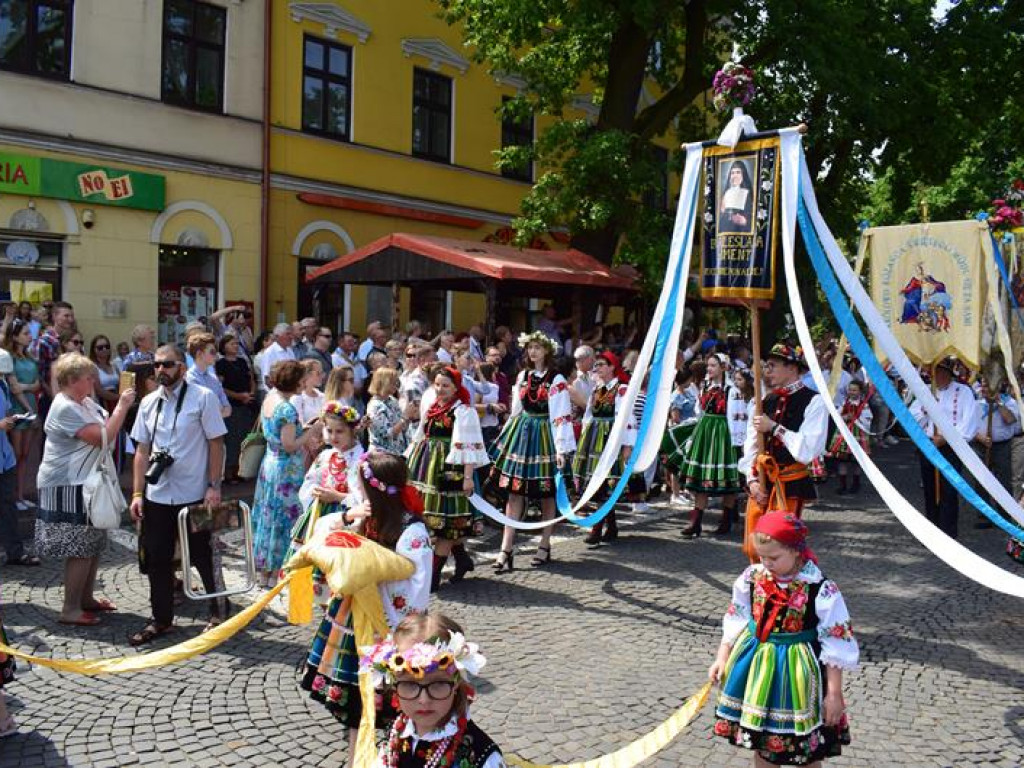Procesja Bożego Ciała przeszła ulicami Łowicza