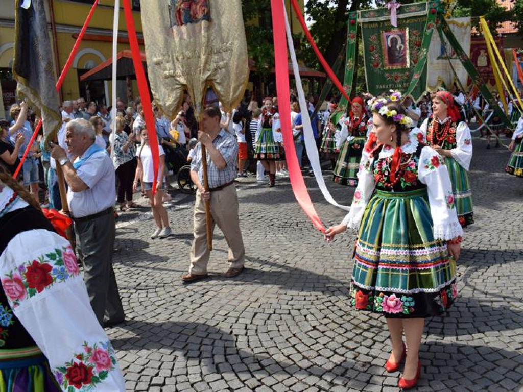 Procesja Bożego Ciała przeszła ulicami Łowicza