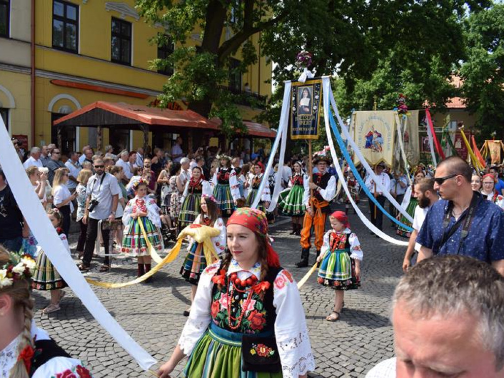 Procesja Bożego Ciała przeszła ulicami Łowicza