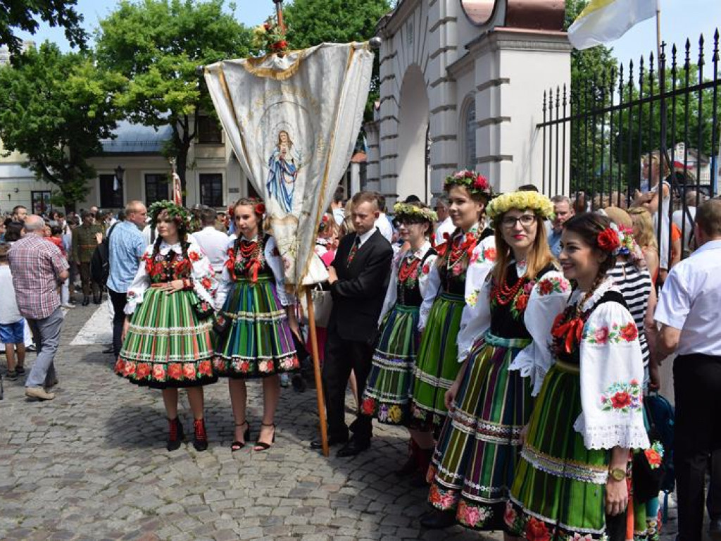 Procesja Bożego Ciała przeszła ulicami Łowicza
