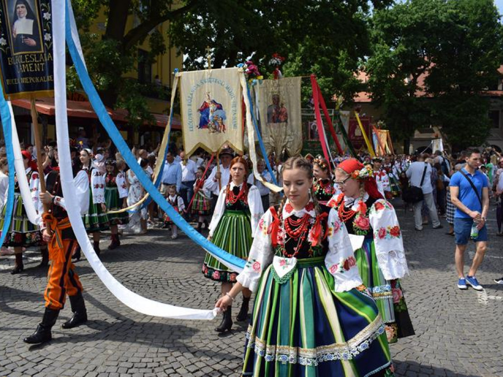 Procesja Bożego Ciała przeszła ulicami Łowicza