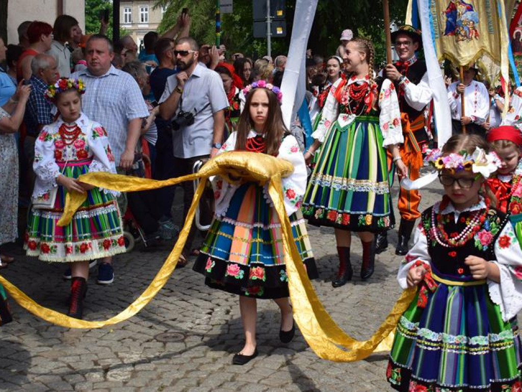 Procesja Bożego Ciała przeszła ulicami Łowicza