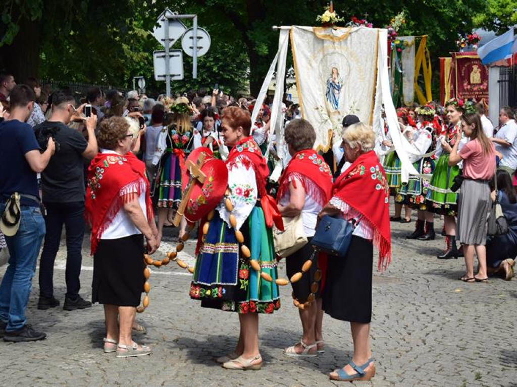 Procesja Bożego Ciała przeszła ulicami Łowicza