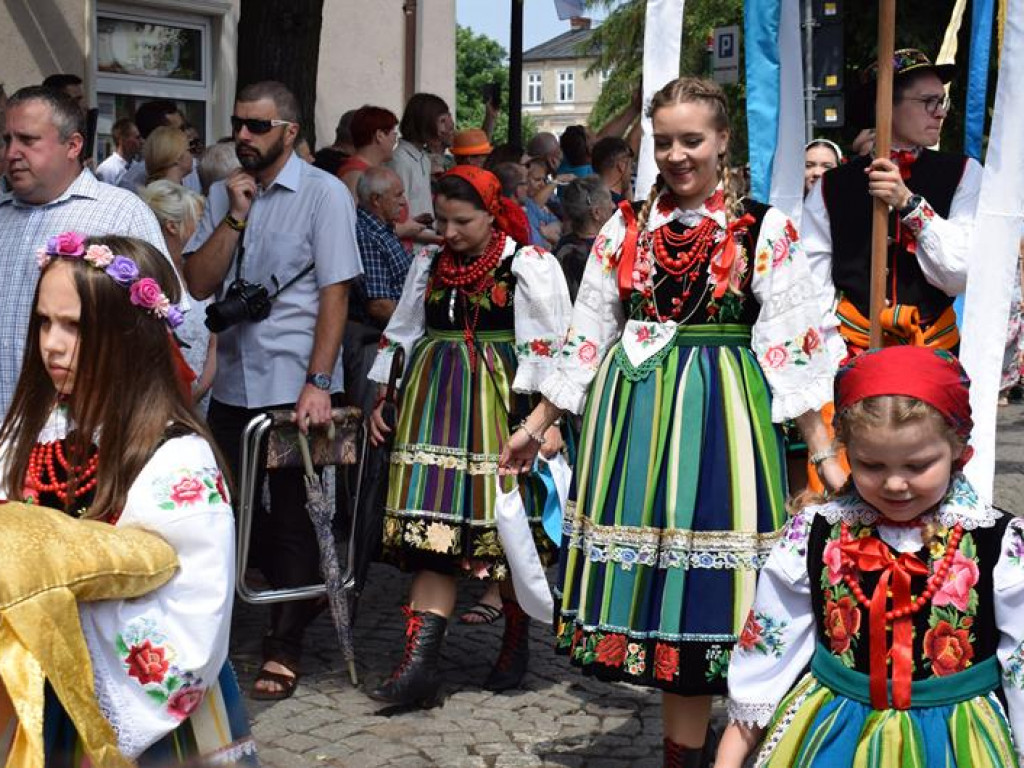 Procesja Bożego Ciała przeszła ulicami Łowicza