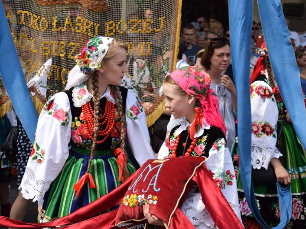 Procesja Bożego Ciała przeszła ulicami Łowicza
