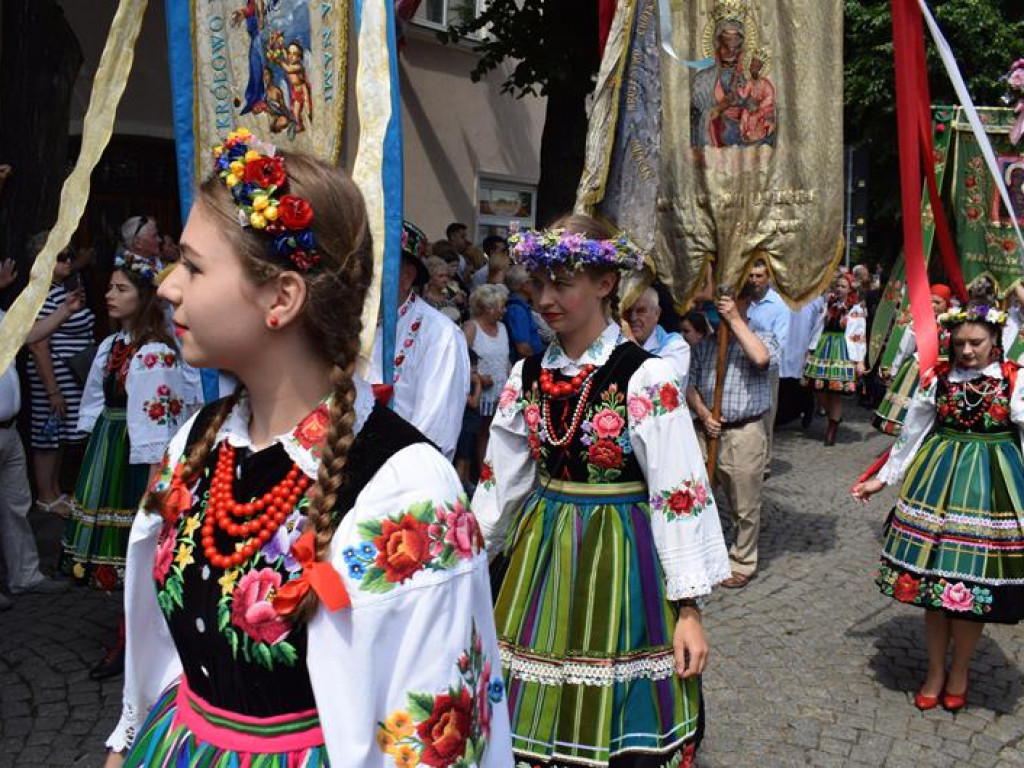Procesja Bożego Ciała przeszła ulicami Łowicza