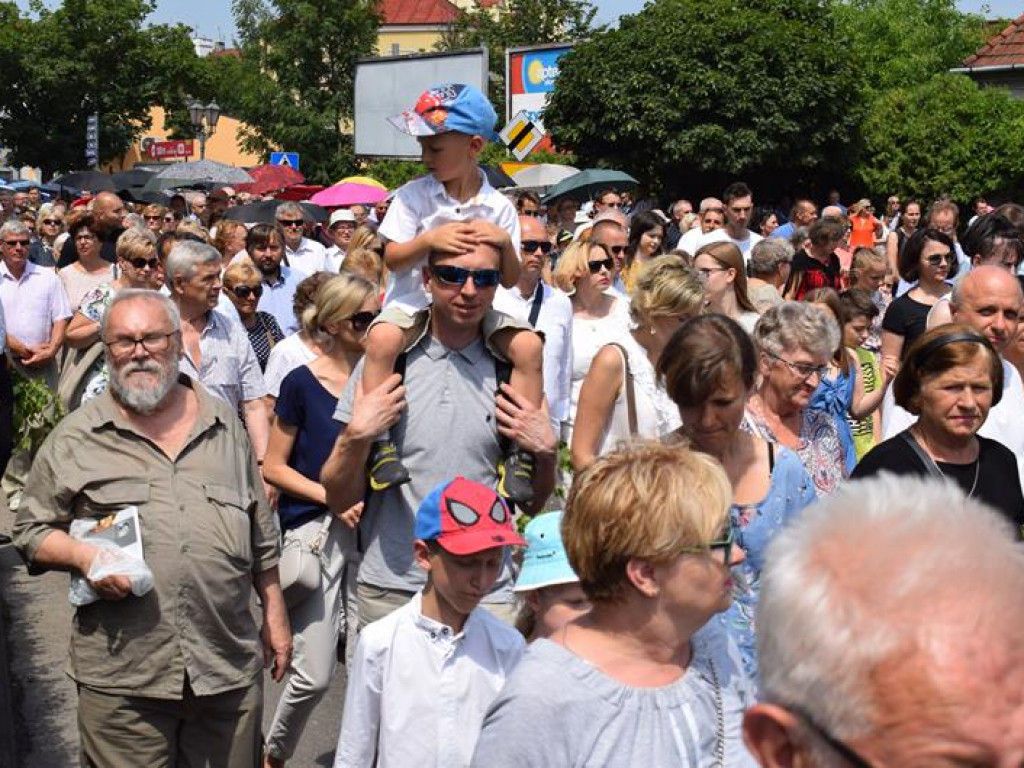 Procesja Bożego Ciała przeszła ulicami Łowicza