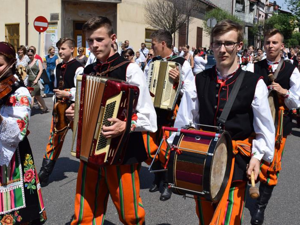 Boże Ciało w Łowiczu - na ludowo i rozrywkowo